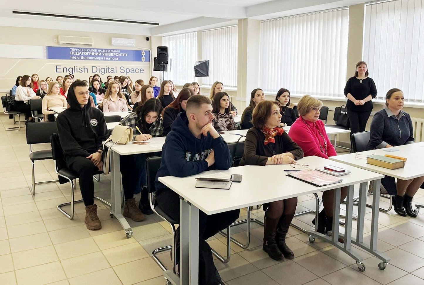 Виступ керівника Академії Олесі Мединської